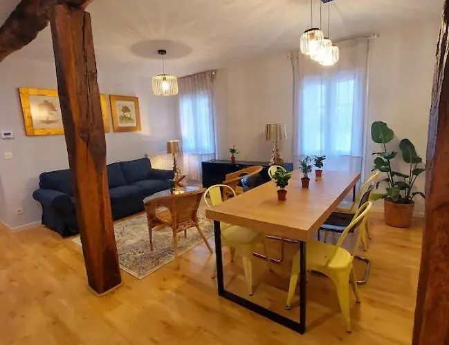 Habitacion En Apartamento Con Zonas Comunes Compartida Hn