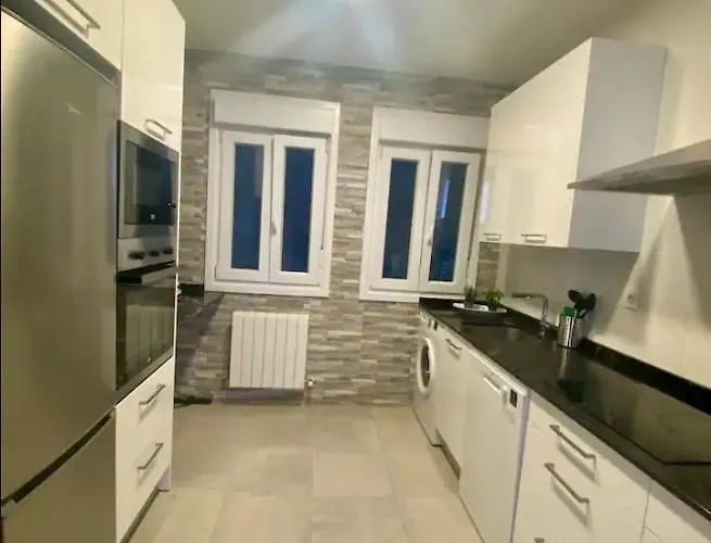 Habitacion En Apartamento Con Zonas Comunes Compartida Hn